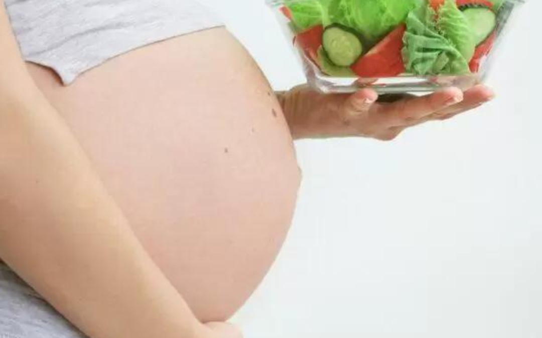 Quais vitaminas e ou suplementos preciso ingerir na gestação?